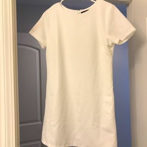 Lulu’s shift dress.